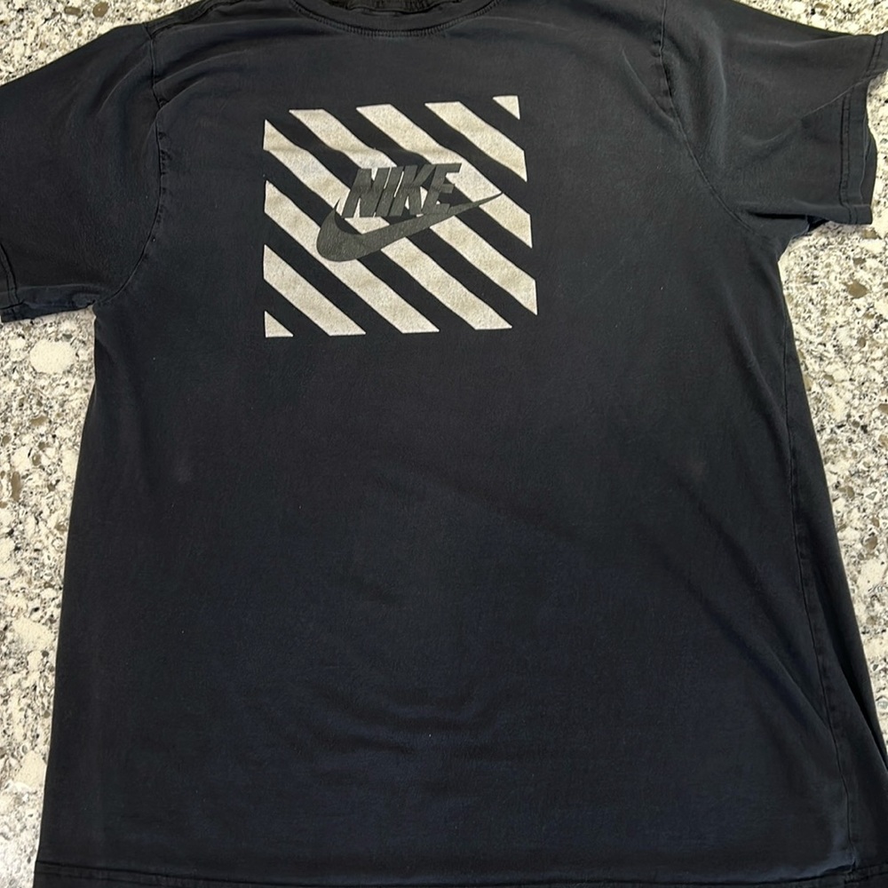 Men’s Nike Tee
